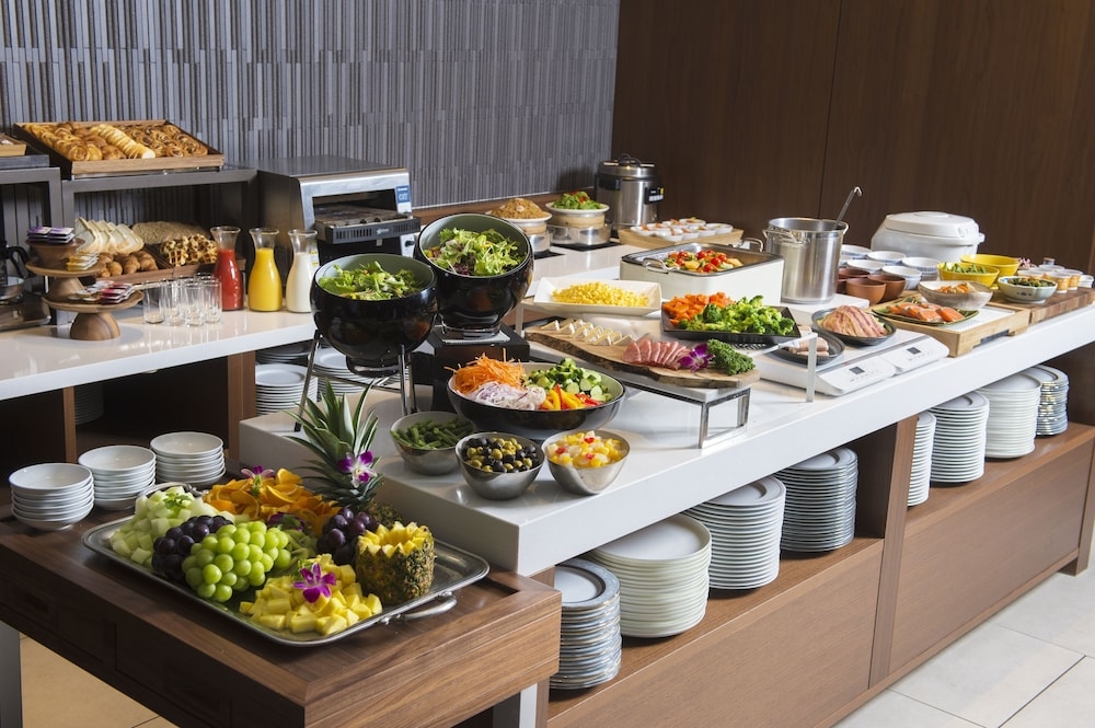 뷔페 아침 식사