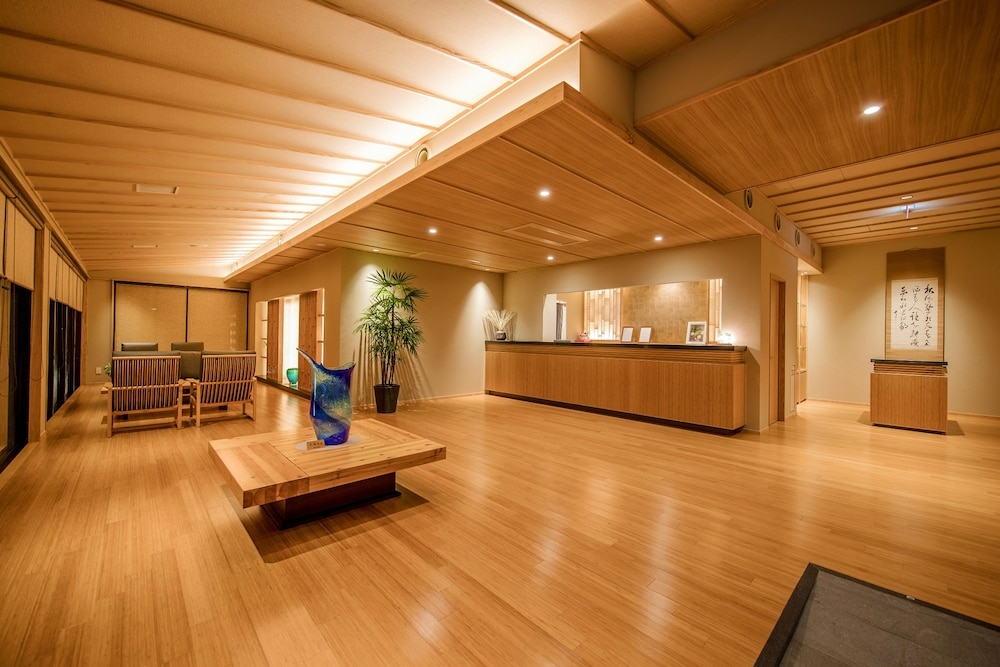 숙박 시설 입구