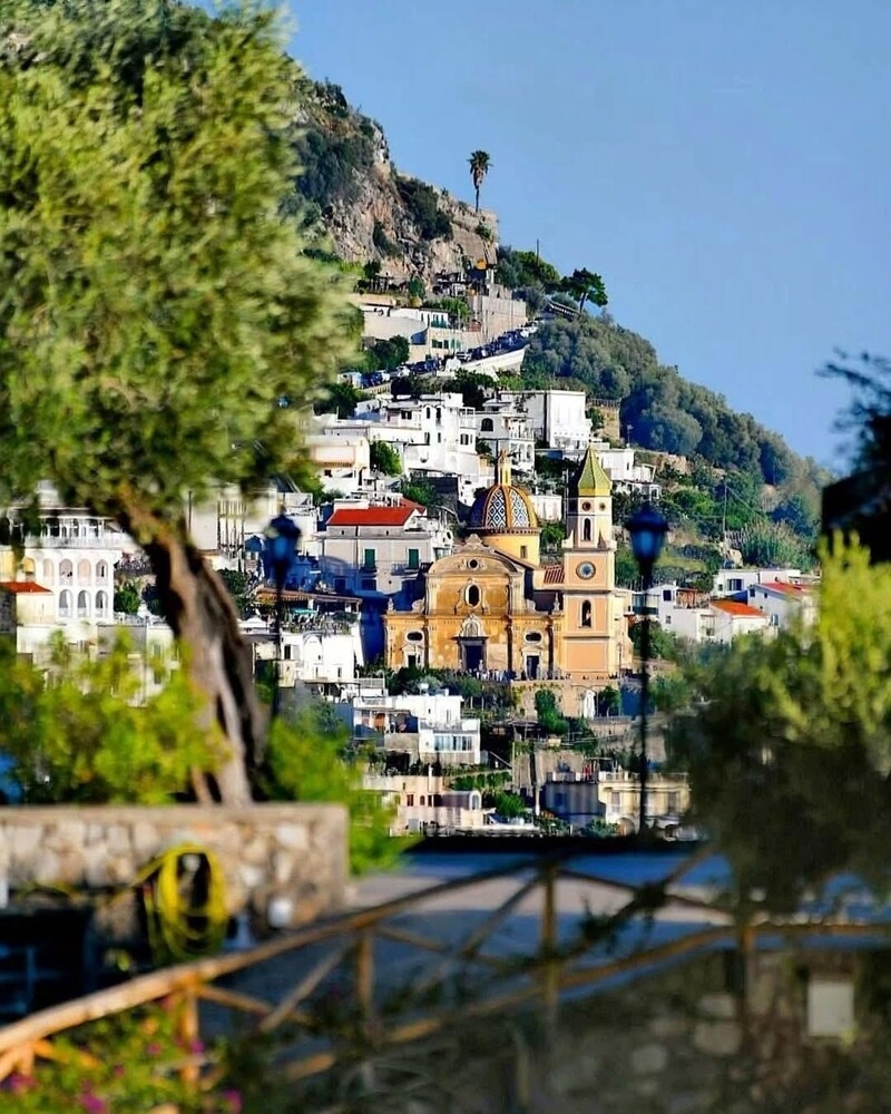 숙박 시설에서 보는 시내 전망