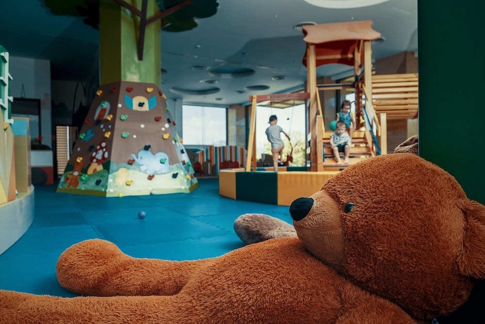 어린이 놀이 공간 - 실내