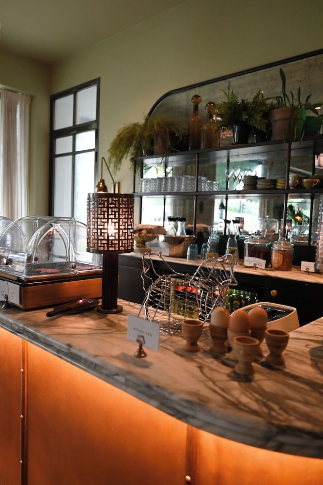 뷔페 아침 식사