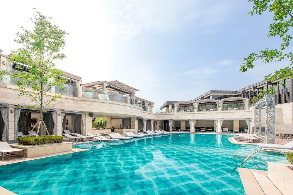 실내/야외 수영장