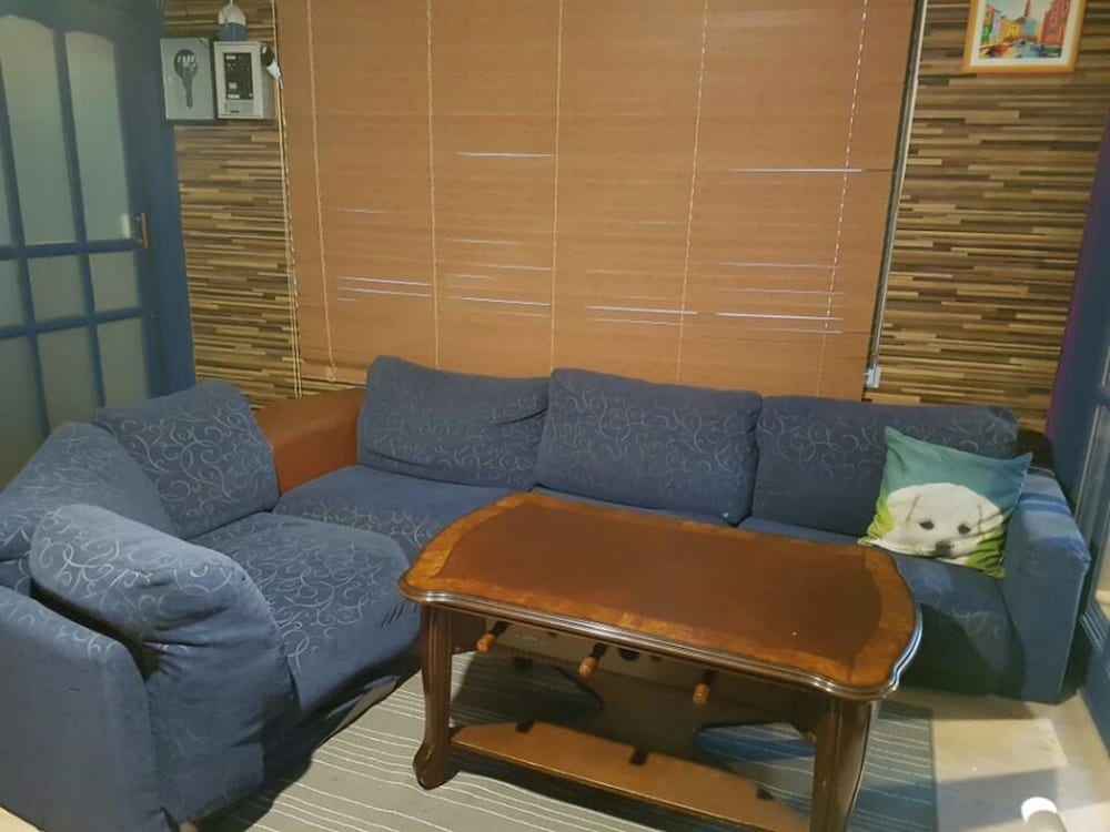 로비 좌석 공간