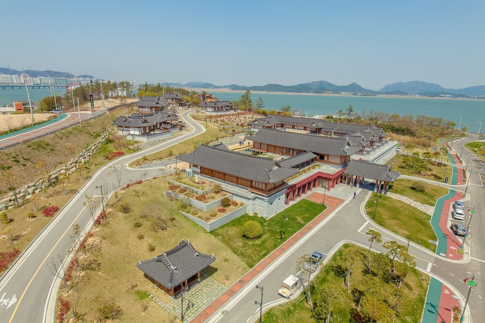 숙박 시설 구내