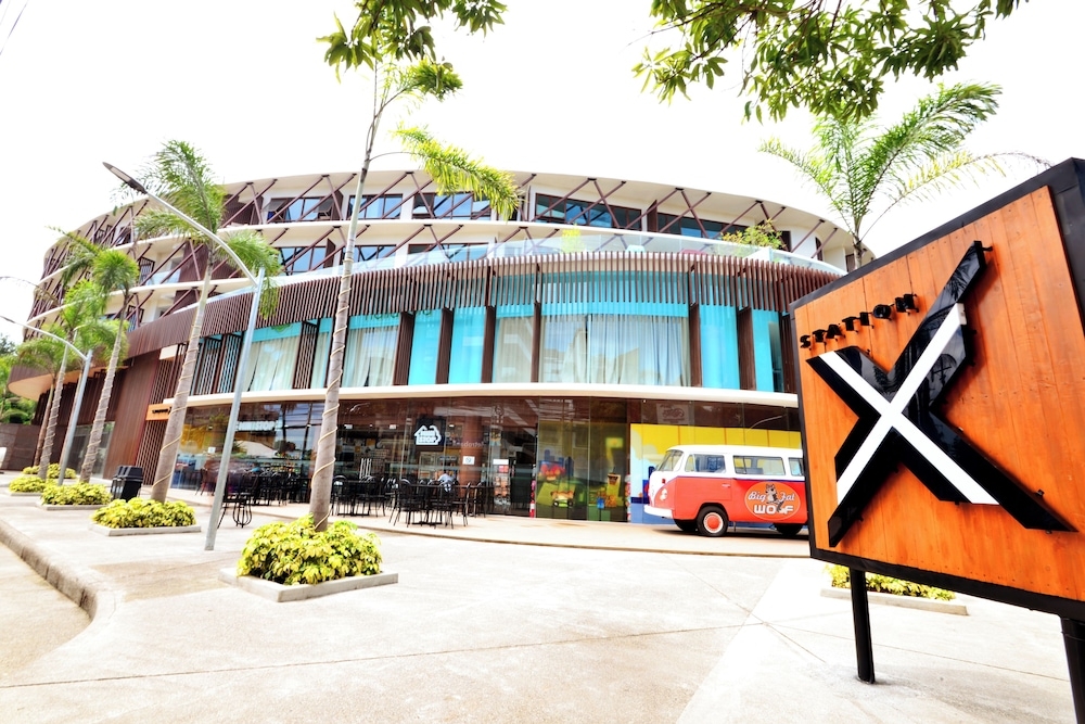 숙박 시설 정면