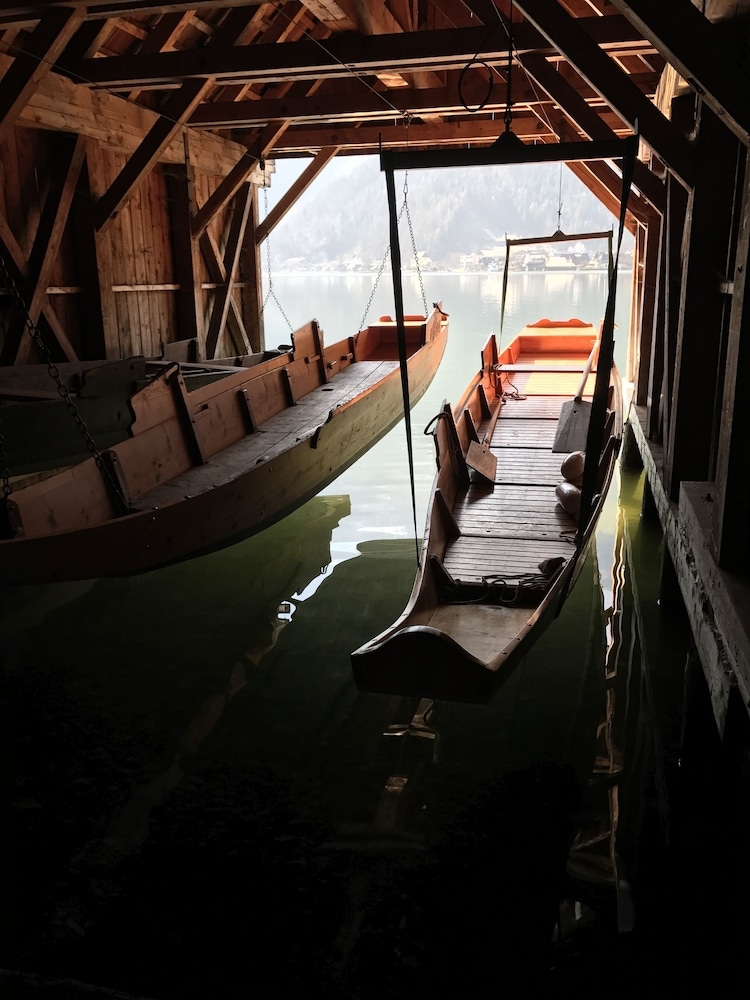 숙박 시설 구내