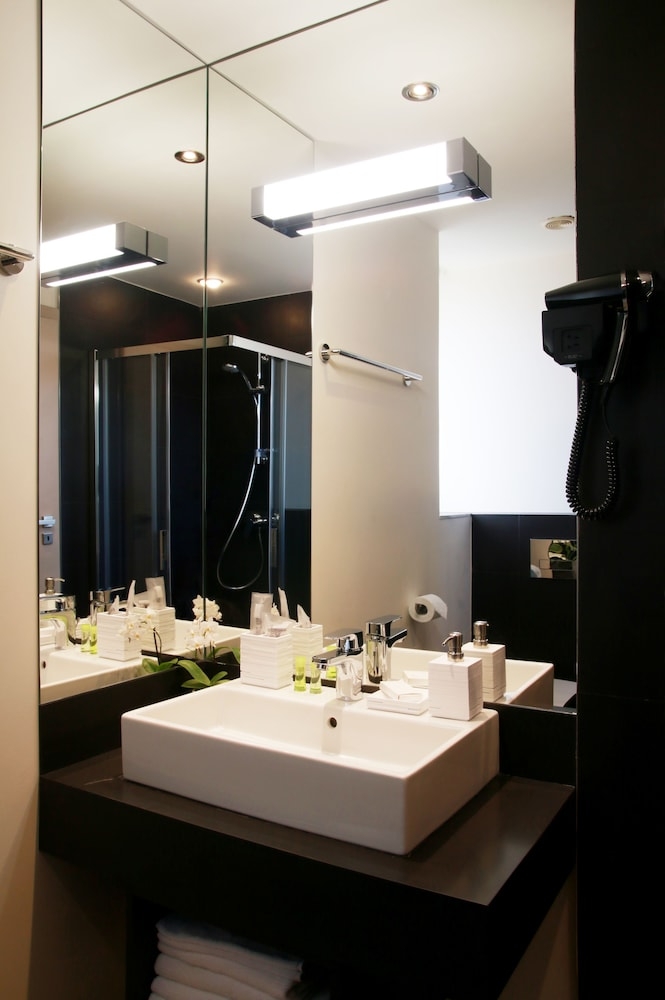 숙박 시설 내 편의 시설/서비스