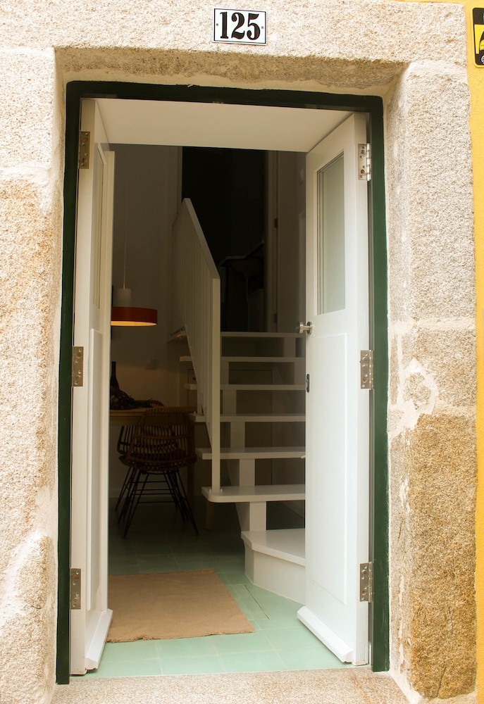 숙박 시설 입구