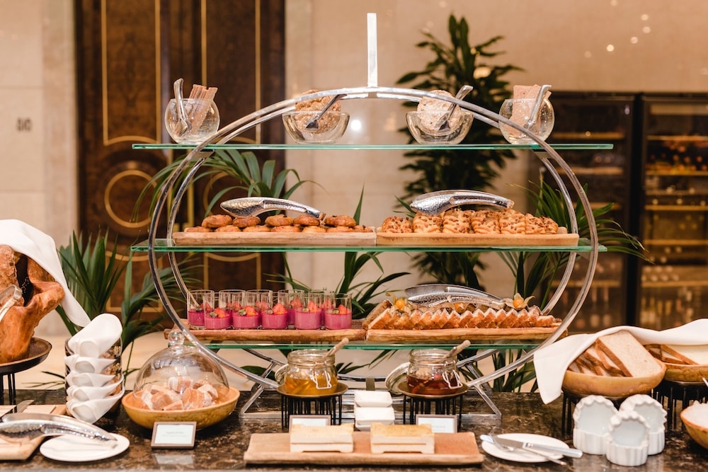 뷔페 아침 식사