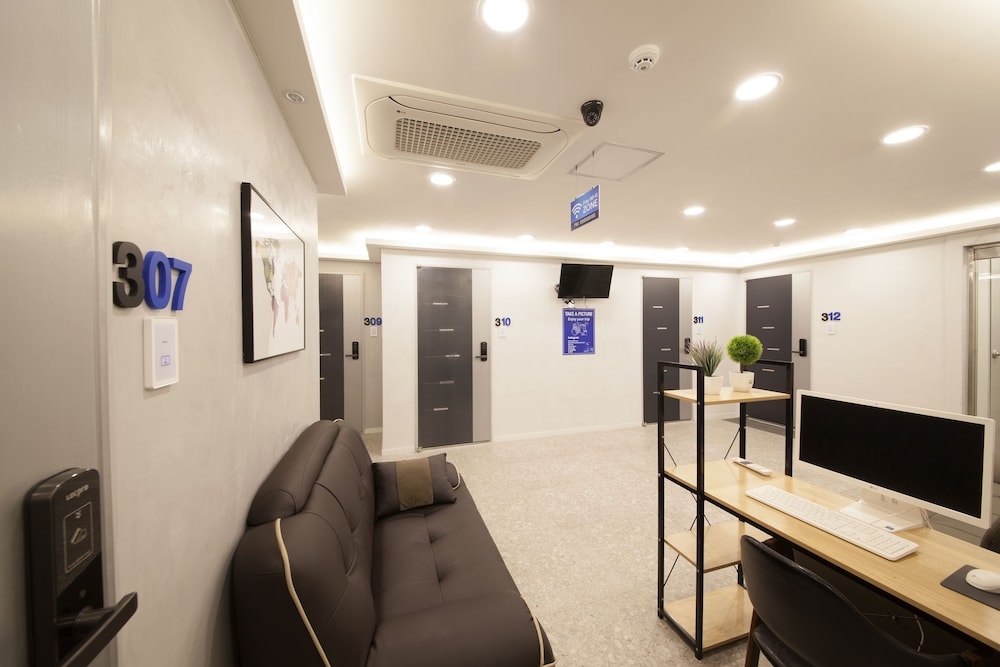 로비 좌석 공간