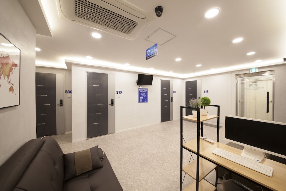 로비 좌석 공간