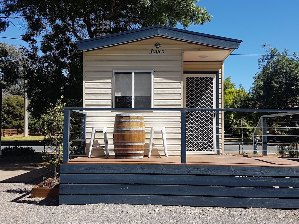 숙박 시설 정면