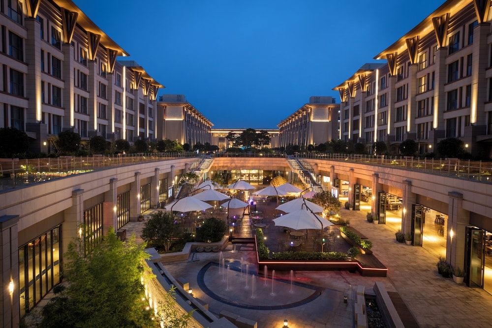 숙박 시설 구내