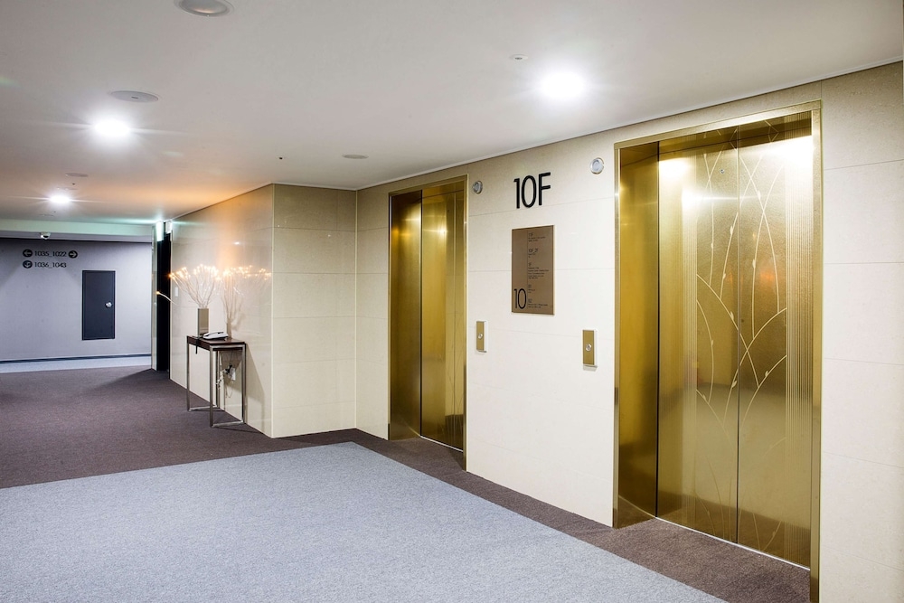 숙박 시설 내 편의 시설/서비스