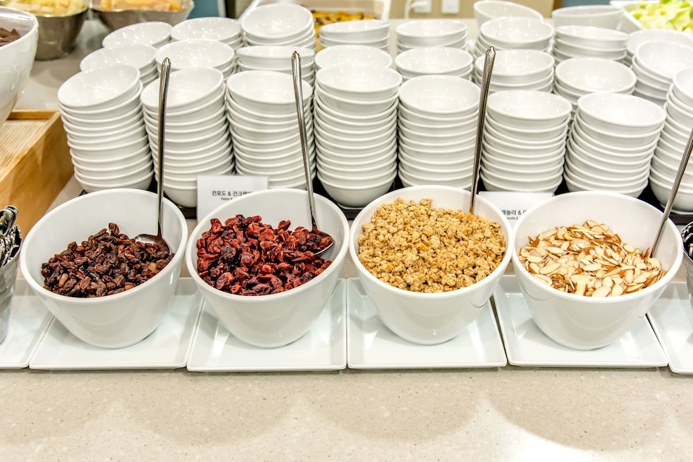 뷔페 아침 식사