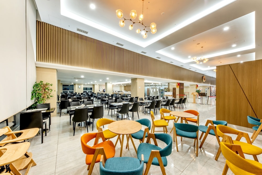 뷔페 아침 식사