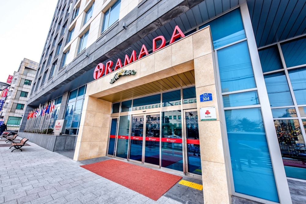 숙박 시설 정면