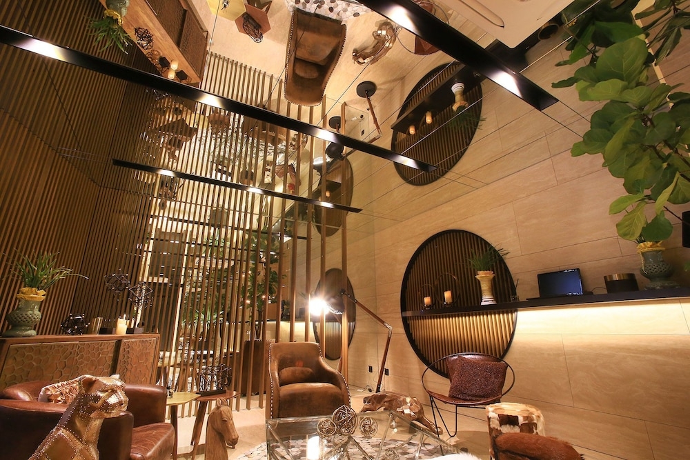 로비 좌석 공간