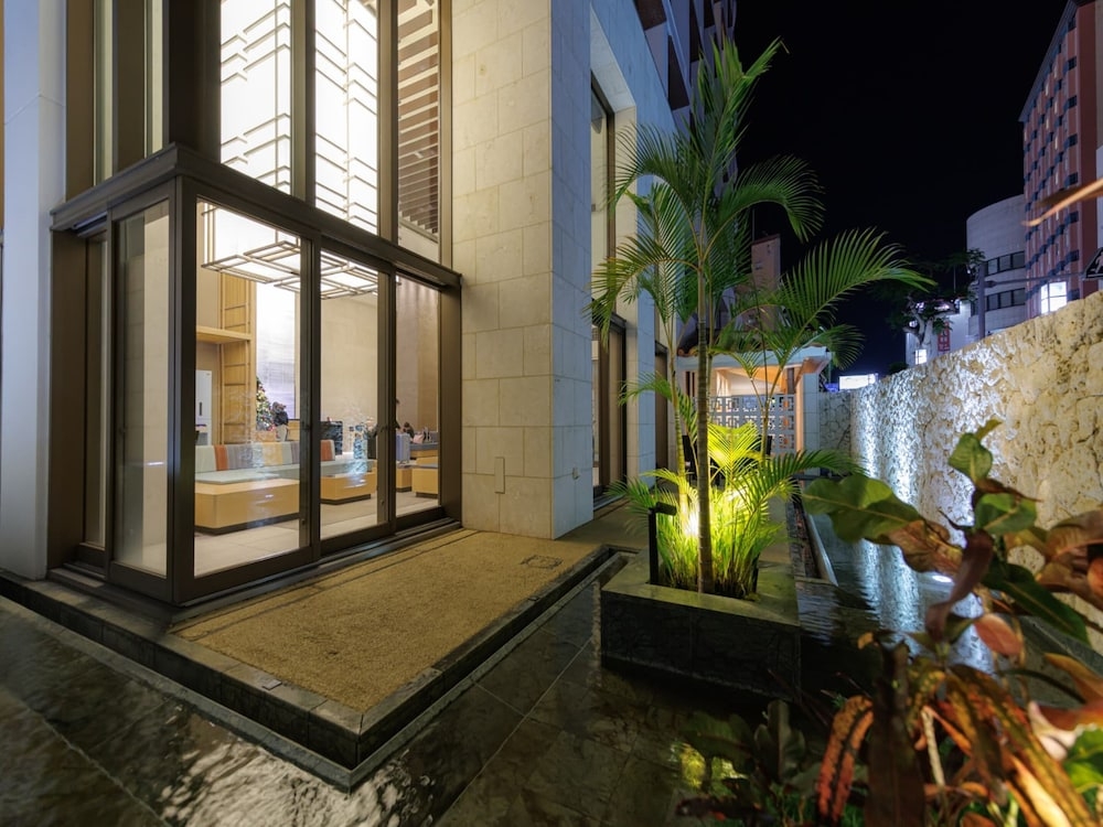 숙박 시설 정면