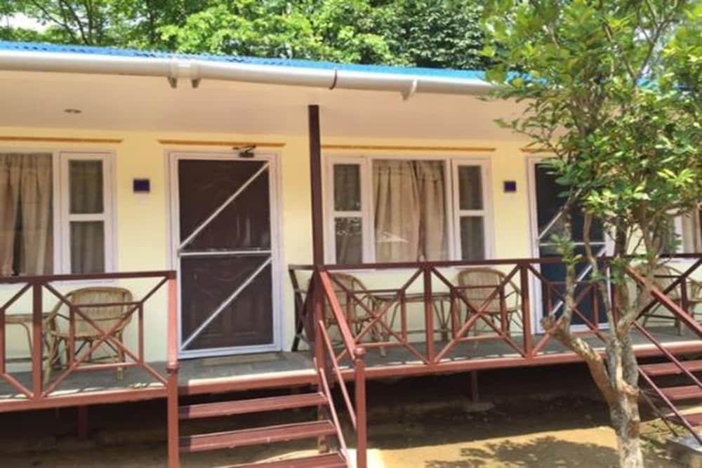 숙박 시설 입구