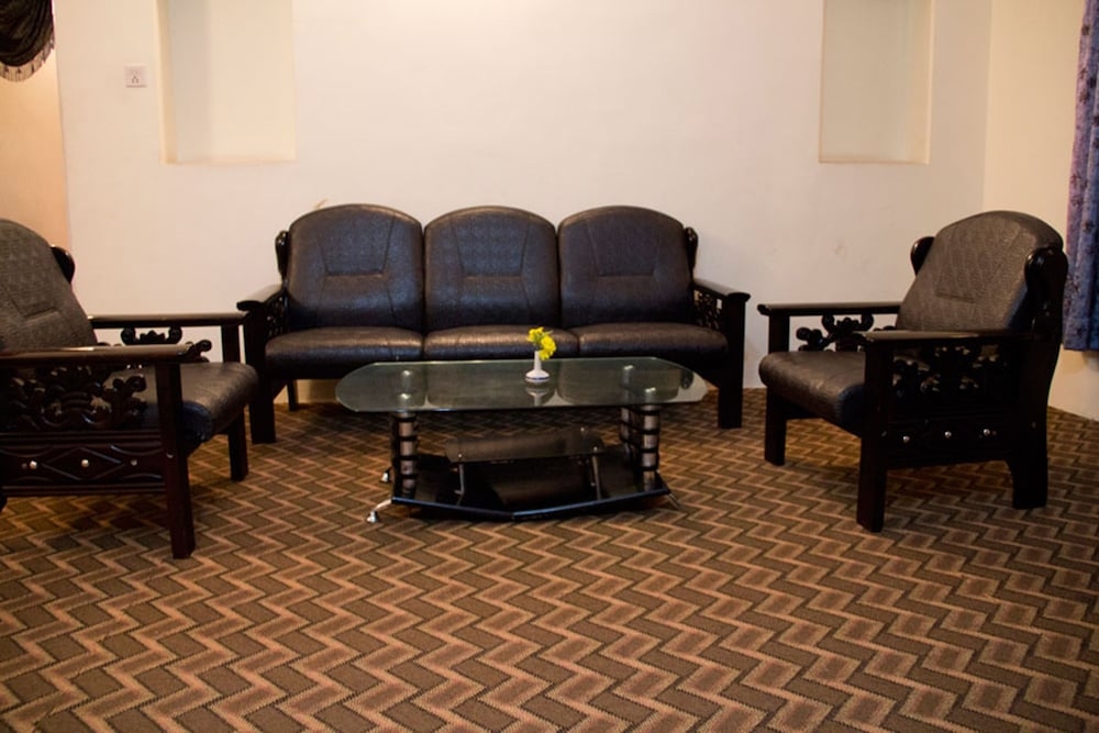 로비 좌석 공간