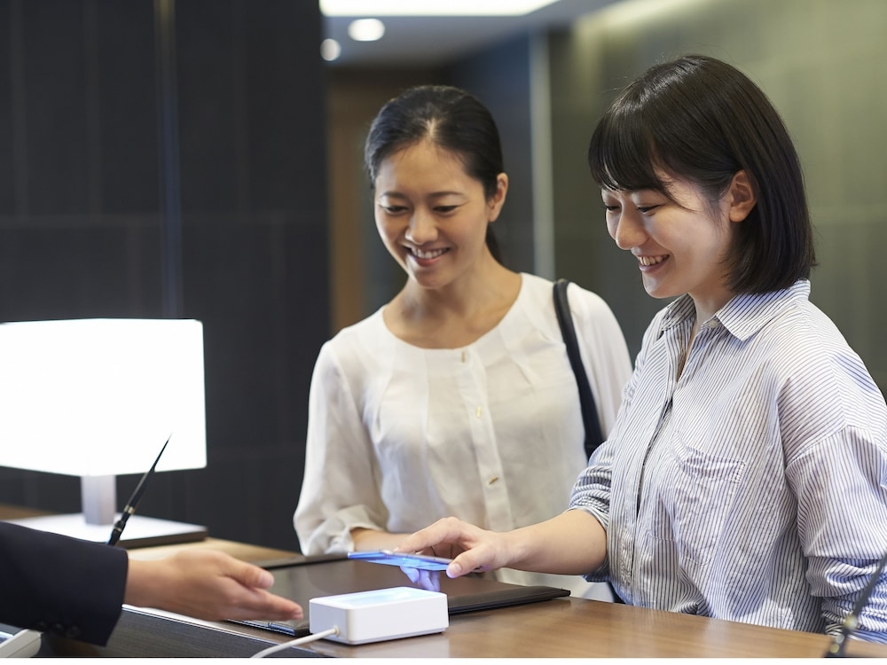 체크인/체크아웃 키오스크