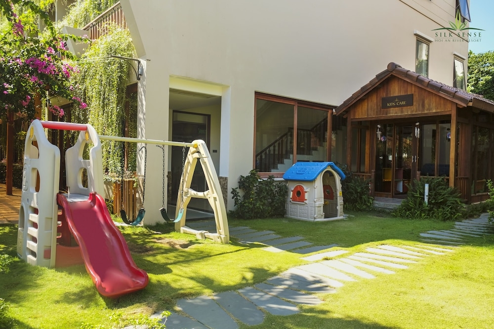 어린이 놀이 공간 - 야외