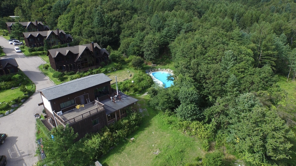 숙박 시설 구내