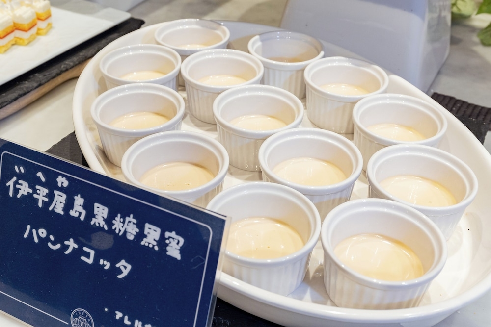 뷔페 아침 식사