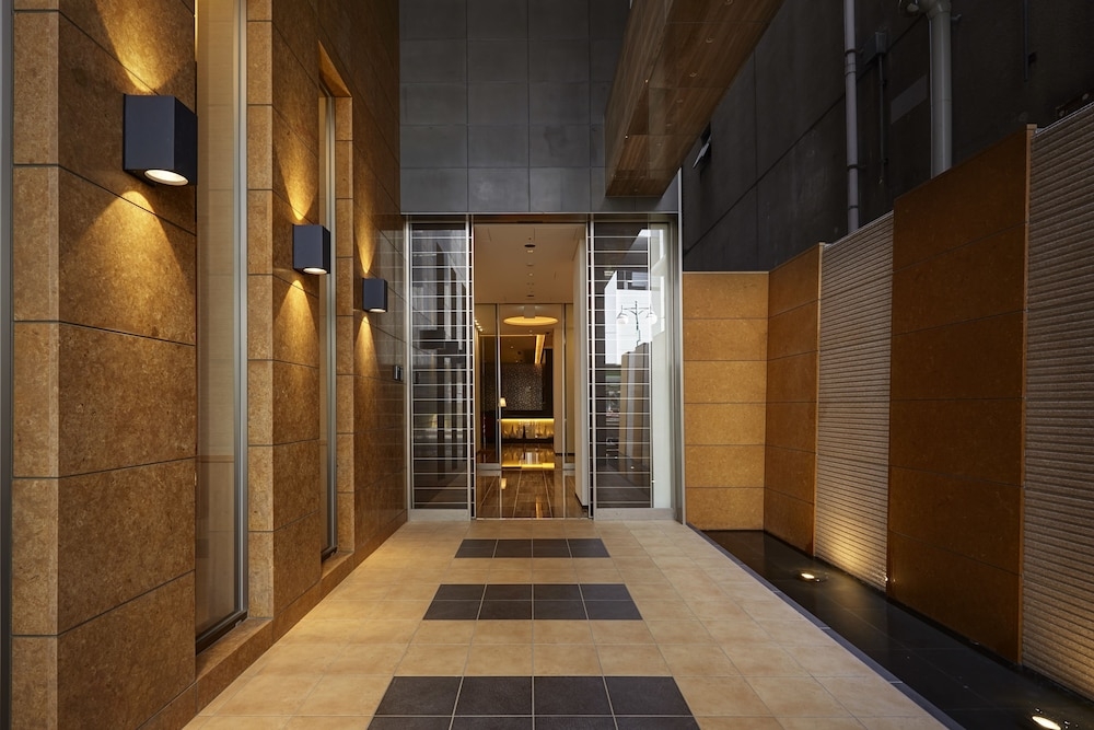 숙박 시설 입구