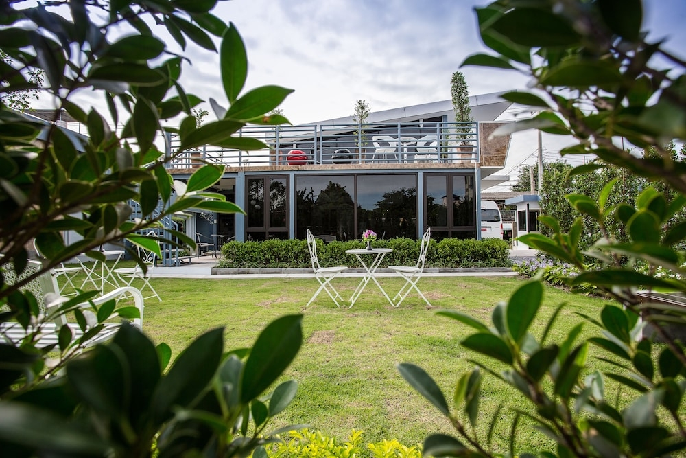 숙박 시설의 전망