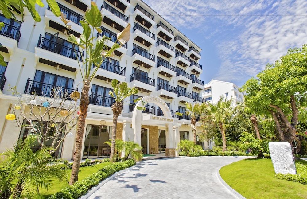 숙박 시설 정면