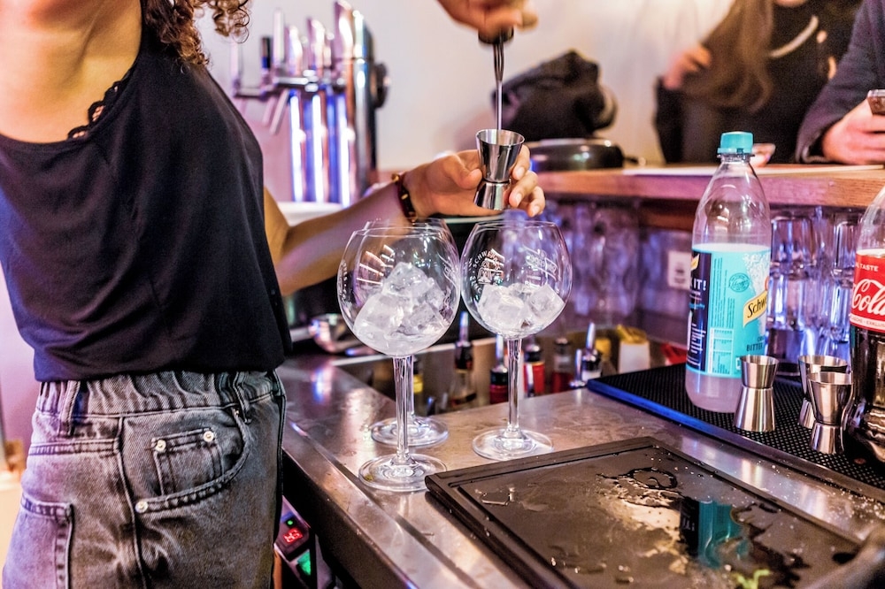 바(숙박 시설 내)