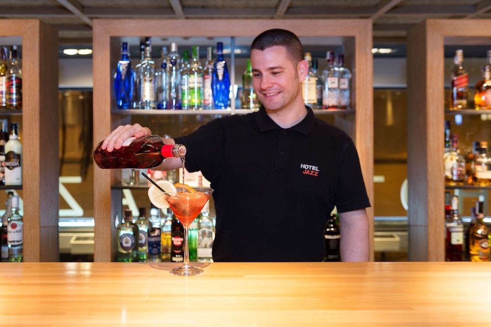 바(숙박 시설 내)