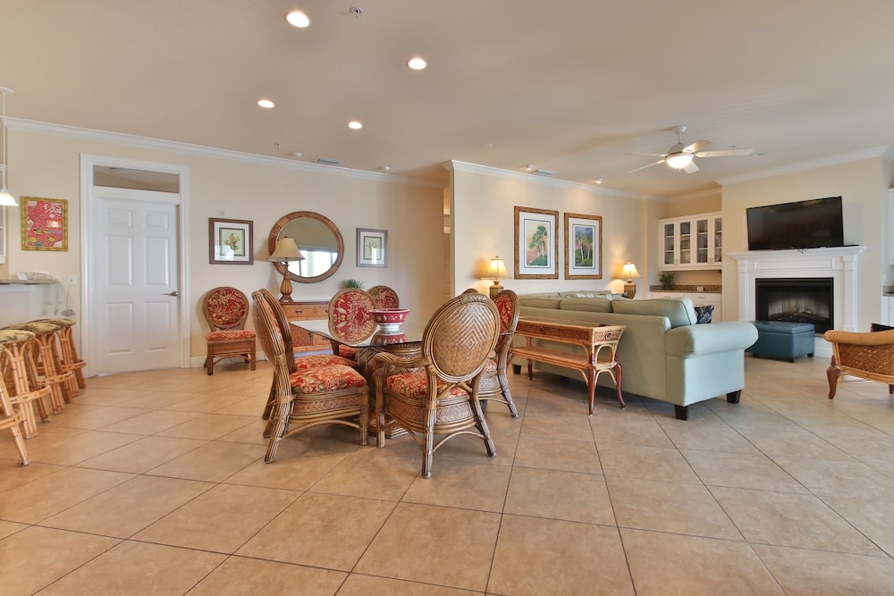 객실 내 식사 공간