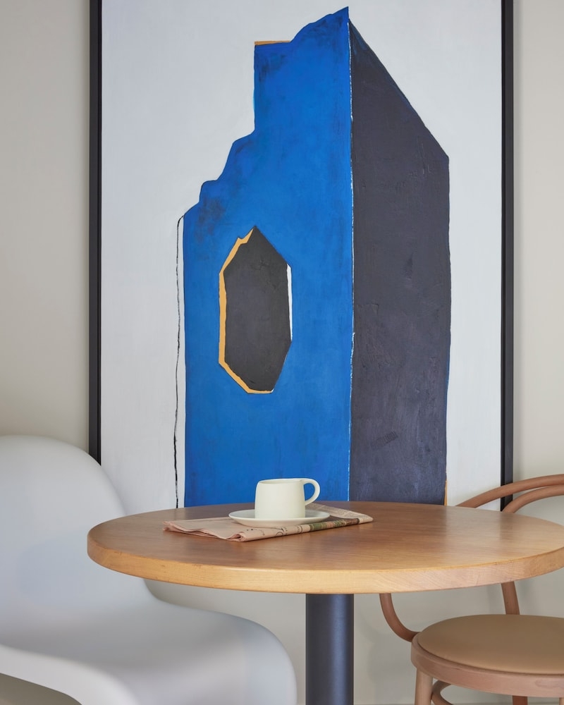 객실 내 식사 공간