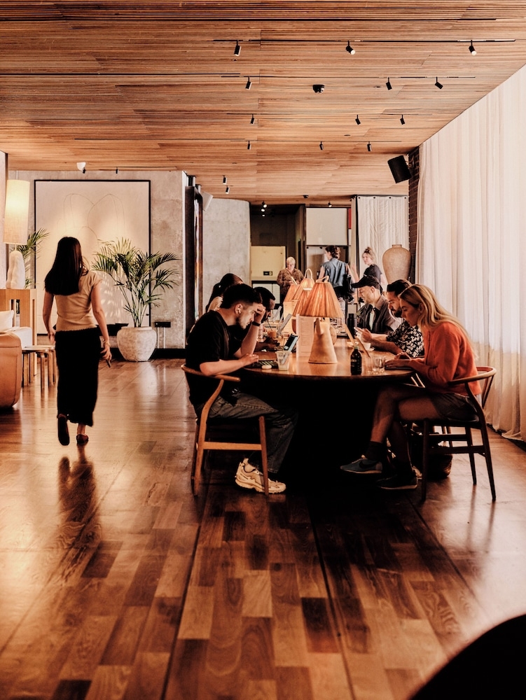 로비 좌석 공간