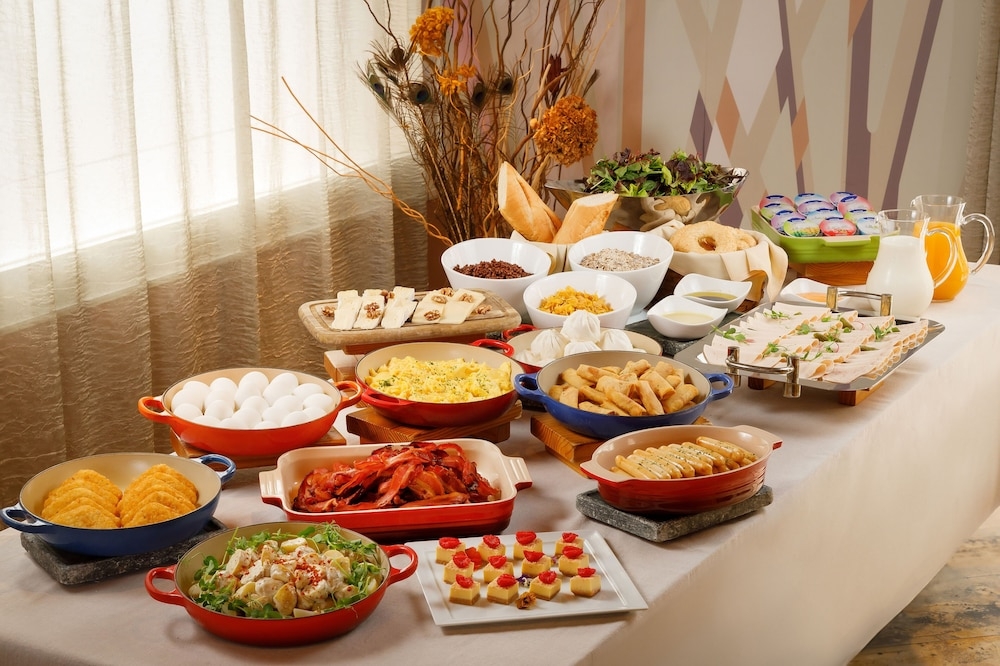 뷔페 아침 식사