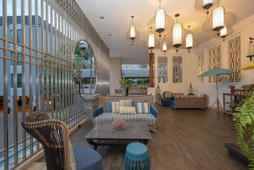 로비 좌석 공간