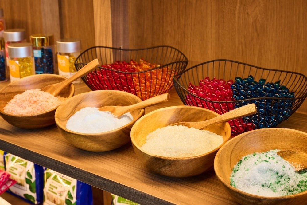 숙박 시설 내 편의 시설/서비스