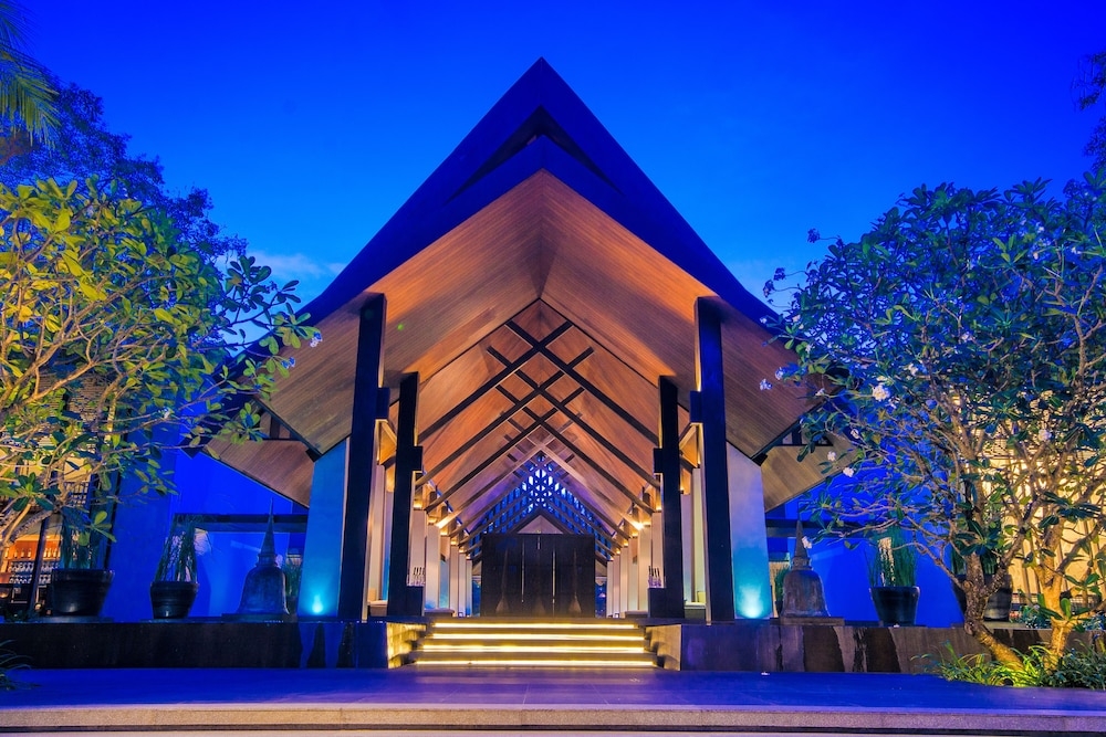 숙박 시설 입구