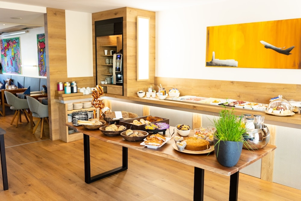 뷔페 아침 식사