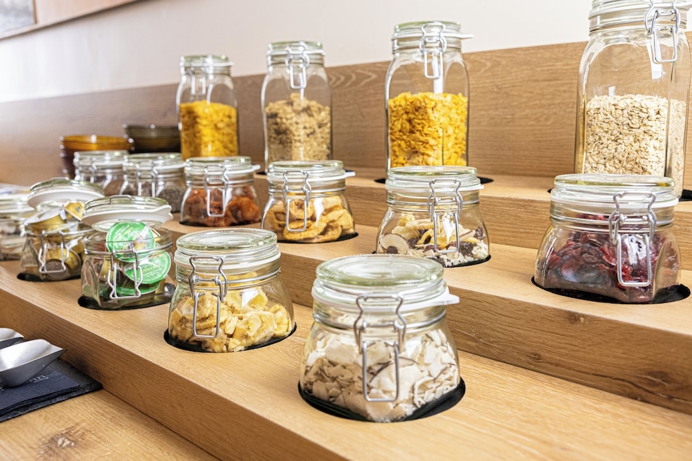 뷔페 아침 식사