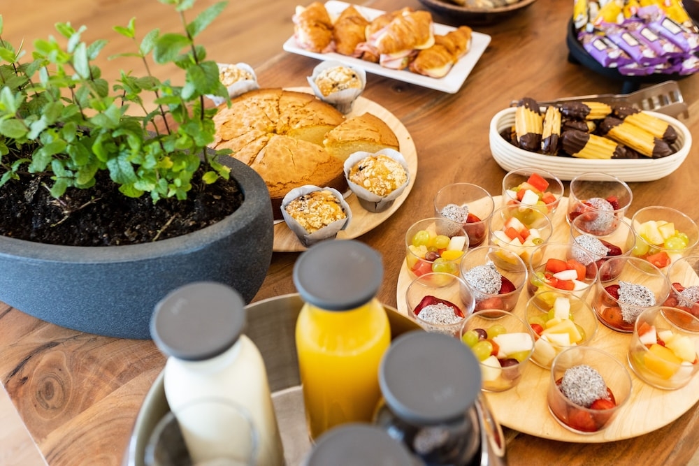 뷔페 아침 식사