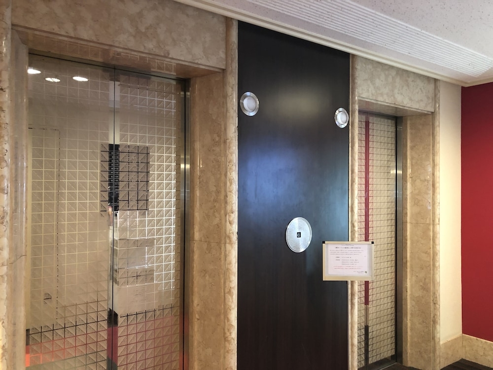 숙박 시설 내 편의 시설/서비스