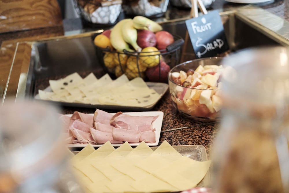 뷔페 아침 식사