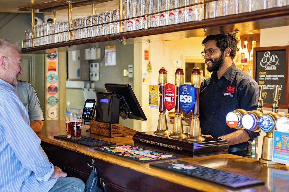 바(숙박 시설 내)