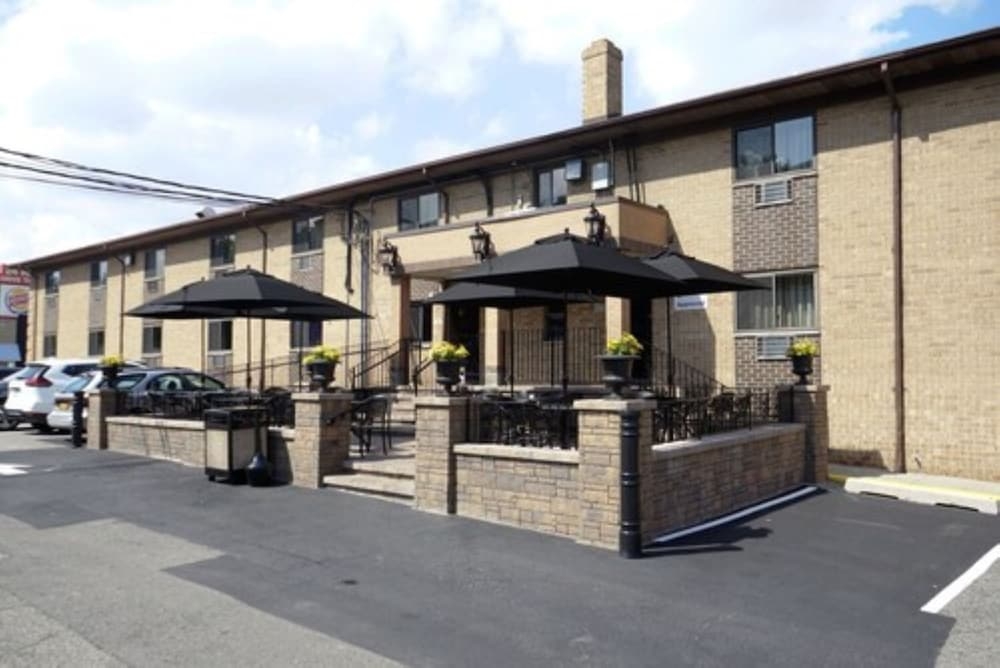 숙박 시설 정면