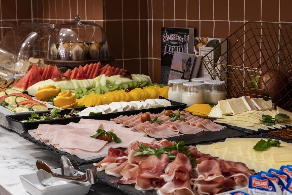 뷔페 아침 식사