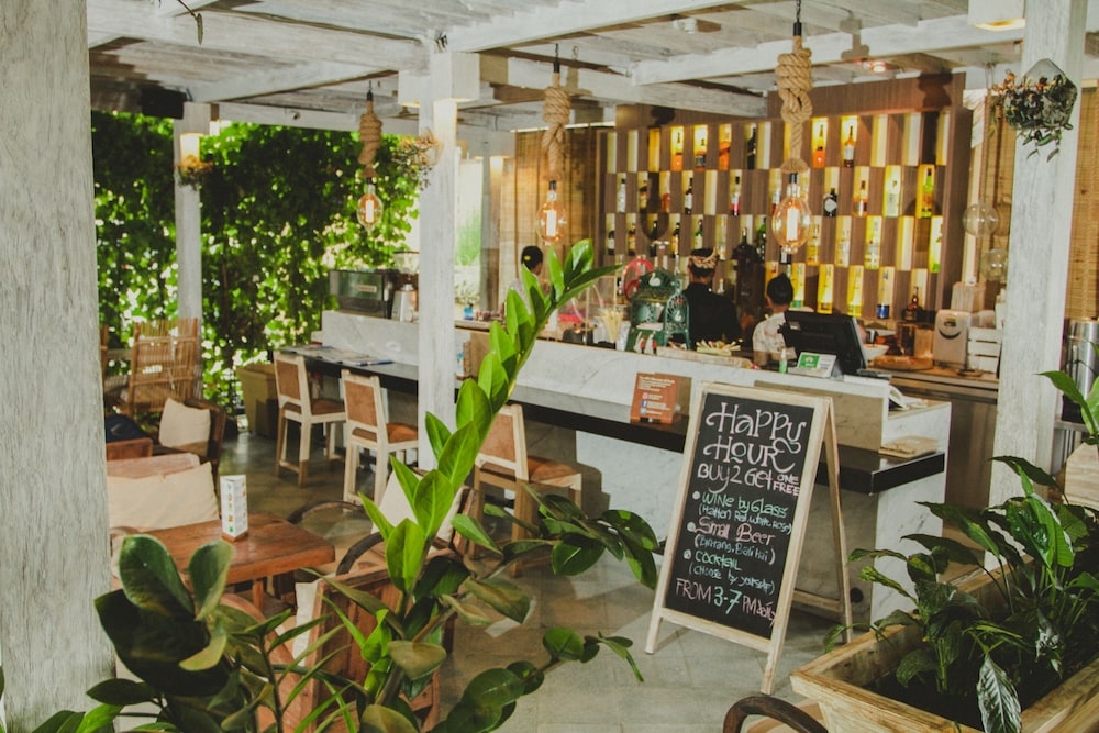 바(숙박 시설 내)